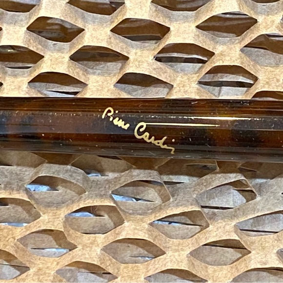 Pierre Cardin Ballpoint Pen With Blue Ink - Picture 3 of 5